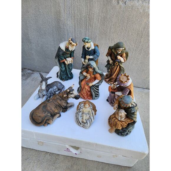 Grandeur Noel Nativity Set ~ 9 Pc Large Porcelain Nativity Figures ~ In Box - Picture 1 of 16